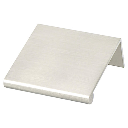 Berenson 1052-4BPN: 32mm cc Bravo Edge Cabinet Pull - Brushed Nickel