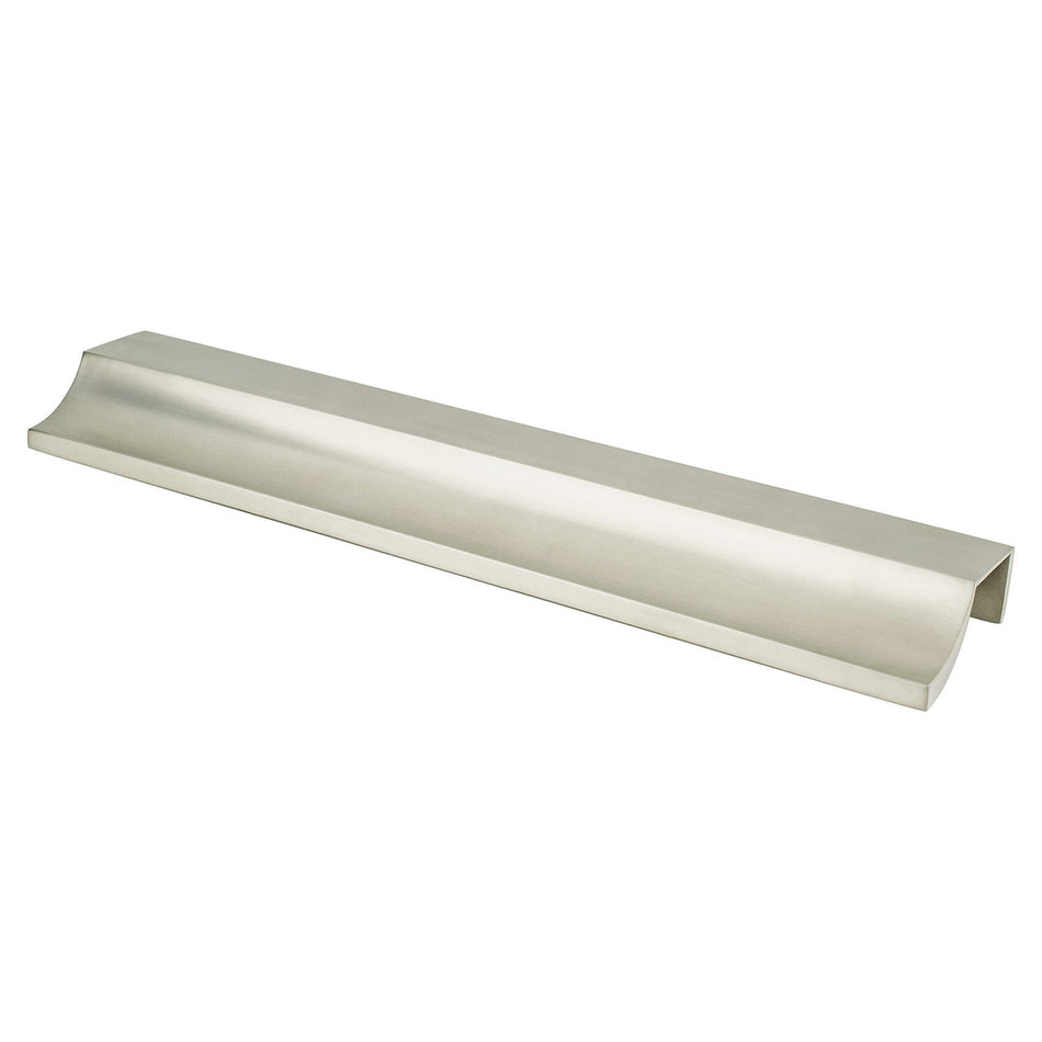 R. Christensen 1197-1BPN-C: 160mm cc Scoop Edge Cabinet Pull - Brushed Nickel