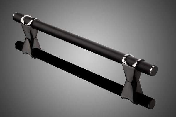 912002-001: 18-1/4" to 24" Compass Door Pull w/Straight Grip & Flat Ends - Satin Stainless Steel