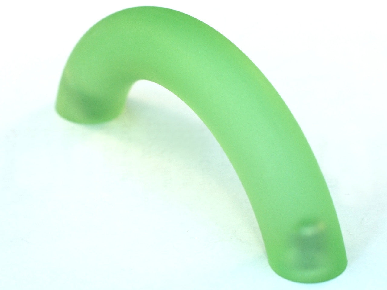 Cal Crystal 5-505-2: 3" cc Exxel Bow Cabinet Pull - Frost Kiwi