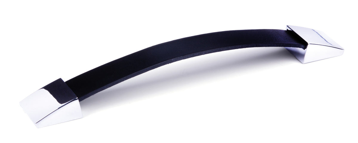 Schwinn 59389: 160mm cc Cabinet Pull - Polished Chrome/Black Leather