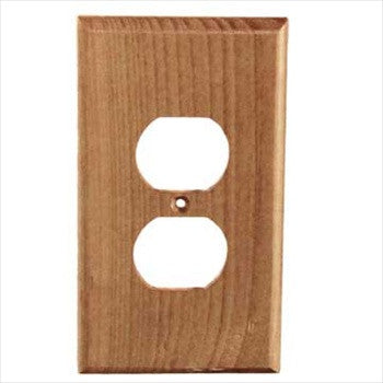 Sierra Lifestyles 682390: Traditional Single Duplex Switchplate - Alder