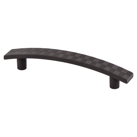 Berenson 7133-1010-C: 96mm cc Virtuoso Cabinet Pull - Rubbed Bronze