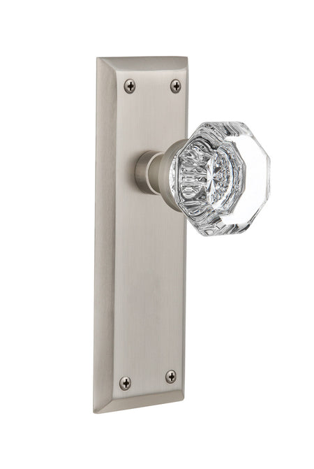 Nostalgic 733129: New York Backplate w/Waldorf Knob Privacy Door Set - Satin Nickel