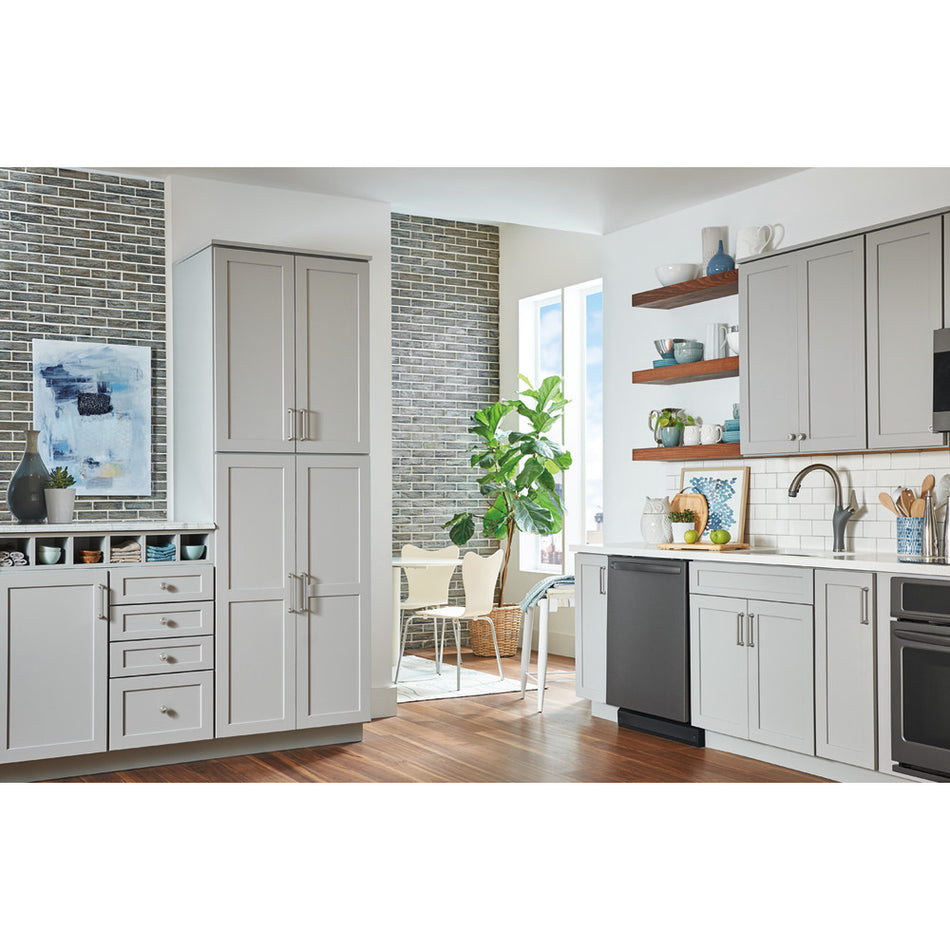 Atlas A103-BL: 5-1/16" cc Oskar Cabinet Pull - Matte Black