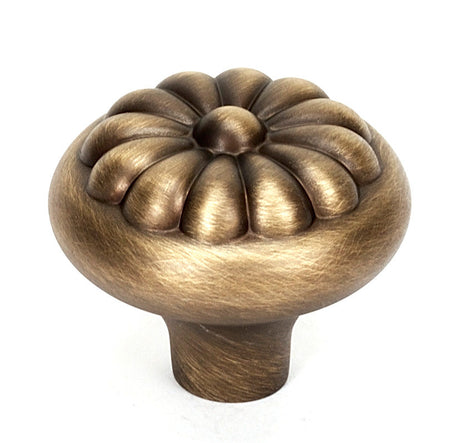 Alno A1452-AEM: 1-1/2" Bella Cabinet Knob - Antique English Matte