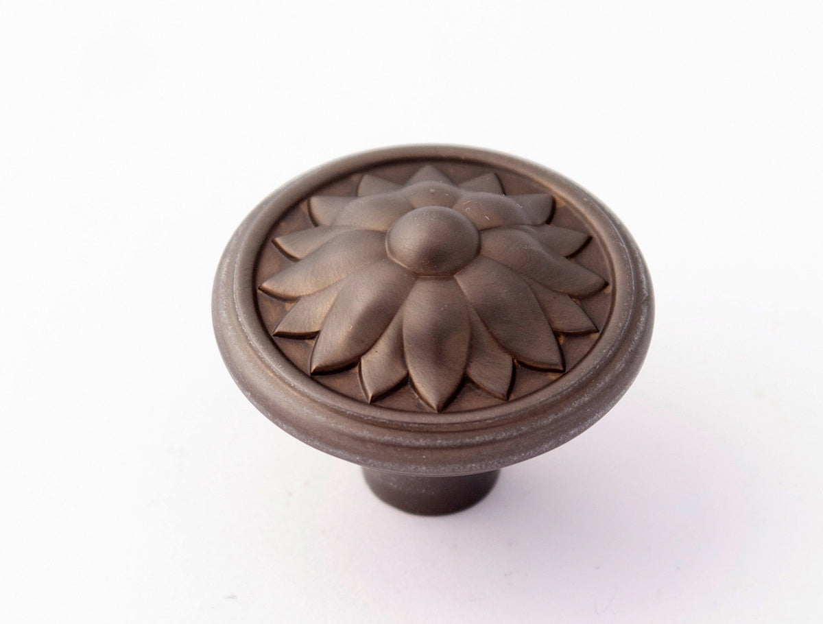 Alno A1472-CHBRZ: 1-1/2" Fiore Cabinet Knob - Chocolate Bronze