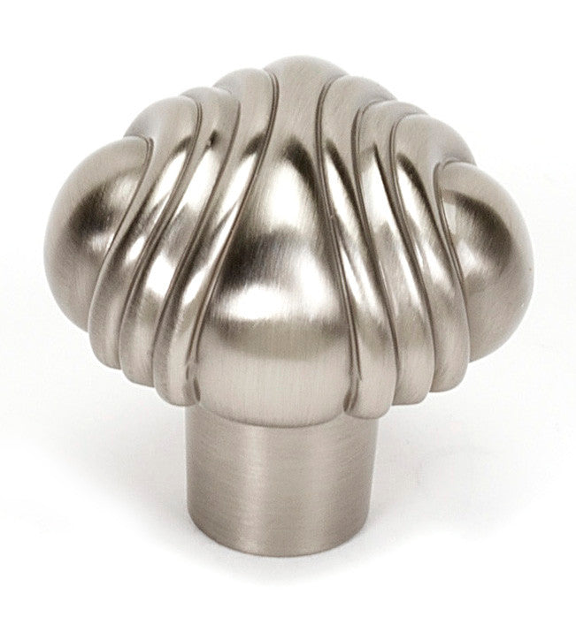 Alno A1501-SN: 1-1/4" Venetian Cabinet Knob - Satin Nickel