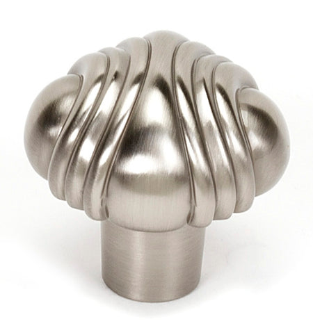 Alno A1501-SN: 1-1/4" Venetian Cabinet Knob - Satin Nickel