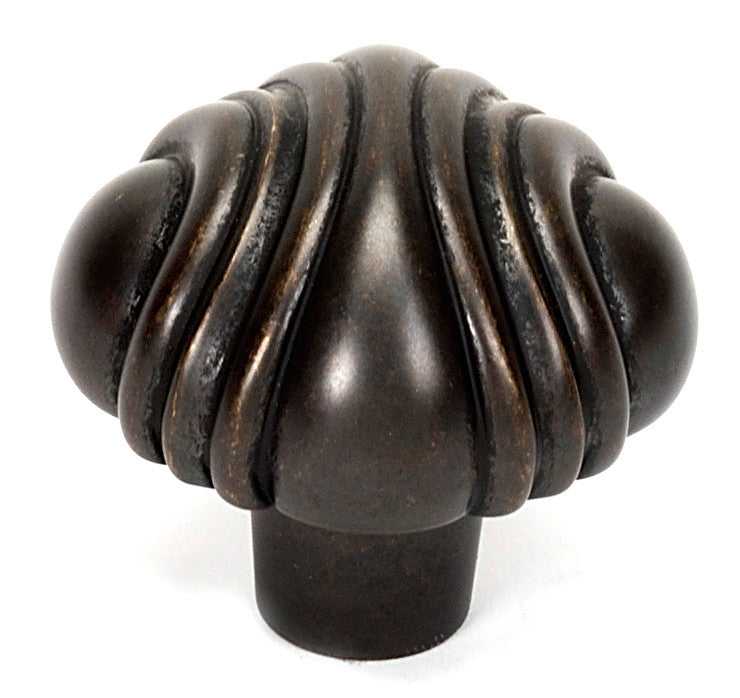 Alno A1502-BARC: 1-1/2" Venetian Cabinet Knob - Barcelona