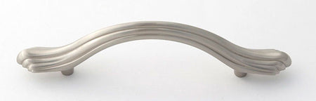 Alno A1506-35-SN: 3-1/2" cc Venetian Cabinet Pull - Satin Nickel