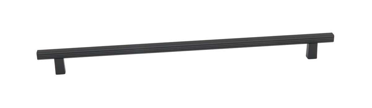 Alno A2905-18-MB: 18" cc Quadrato Grooved Bar Cabinet Pull - Matte Black