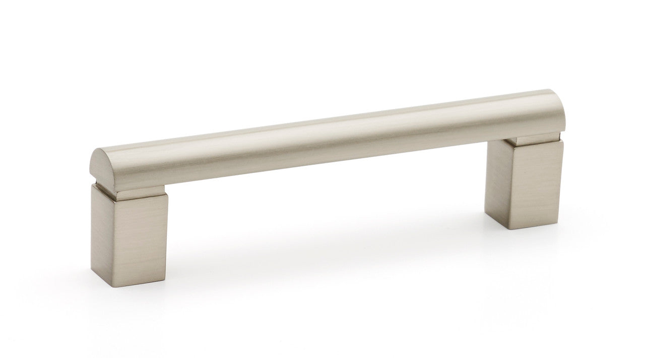 Alno A430-4-SN: 4" cc Vogue Cabinet Pull - Satin Nickel