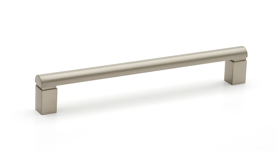 Alno A430-8-SN: 8" cc Vogue Cabinet Pull - Satin Nickel