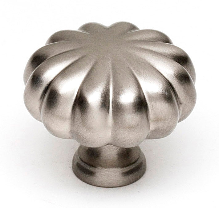 Alno A819-1-SN: 1" Traditional Cabinet Knob - Satin Nickel