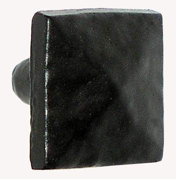 Acorn CL6BP: 3/4" Pyramid Clavos - Smooth Black Iron