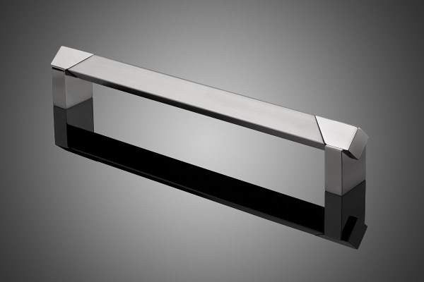 Forms+Surfaces DP6922 Series 24" cc Modular Door Pull