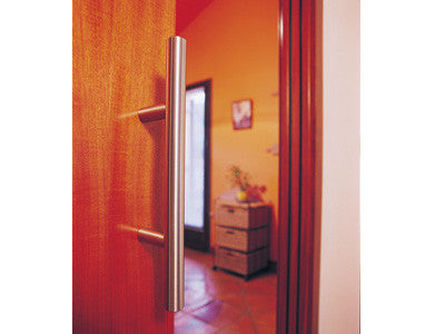 Sugatsune DSI-2000-20-20E: 200mm cc Exterior Bar Door Pull - Stainless Steel