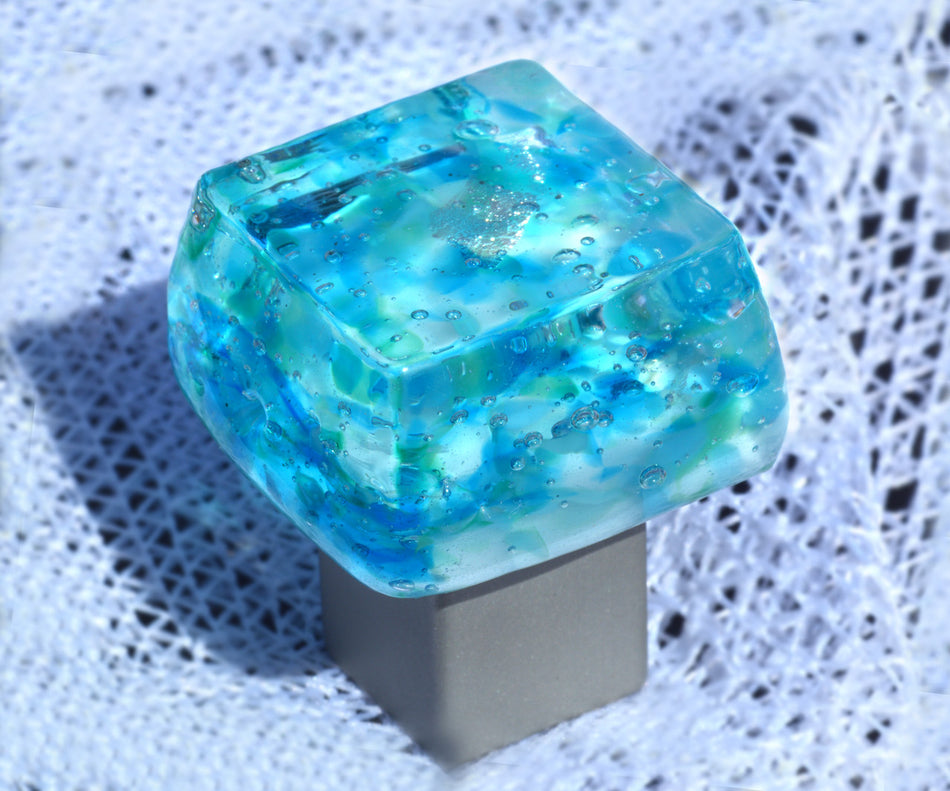 Grace White DW-CM: Dancing Water Cabinet Knob - Caribbean Mist