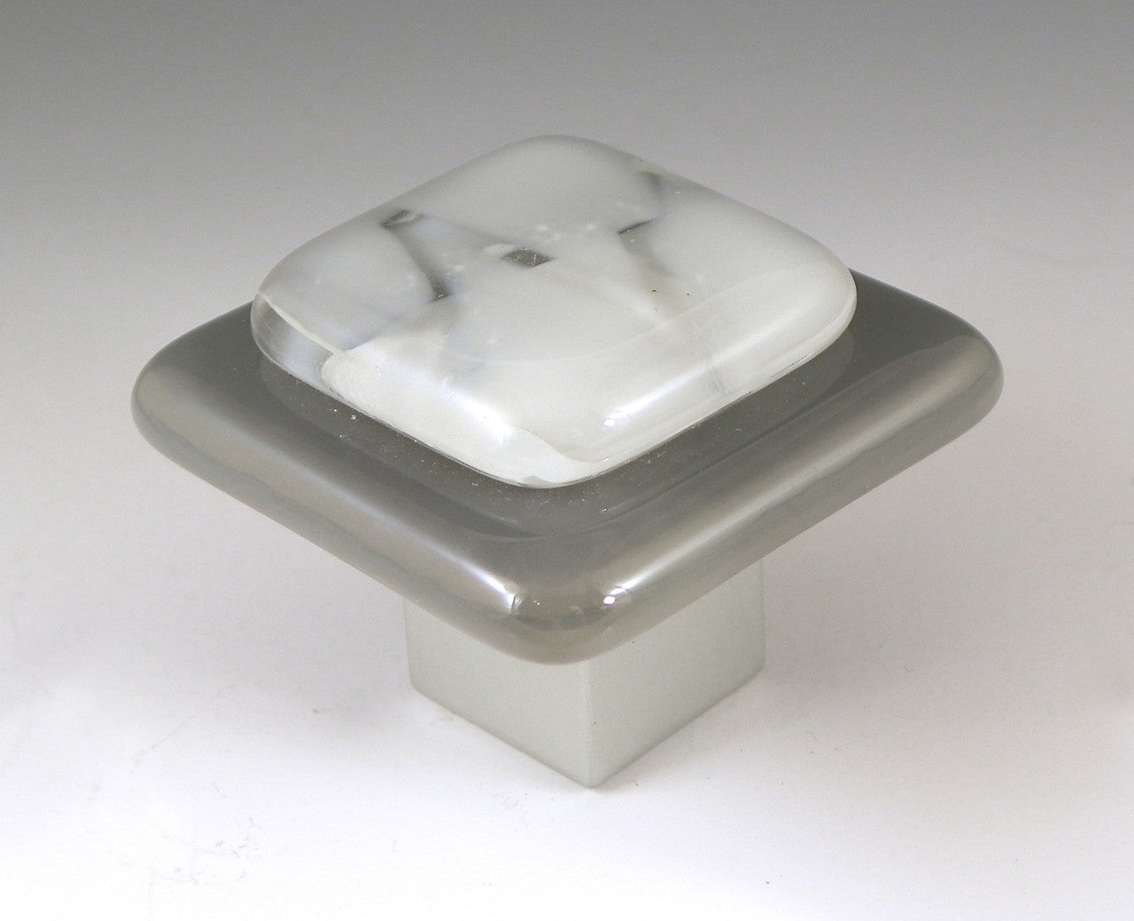 Grace White FG1: Fog on Grey 1 Cabinet Knob - Cloud/Gray