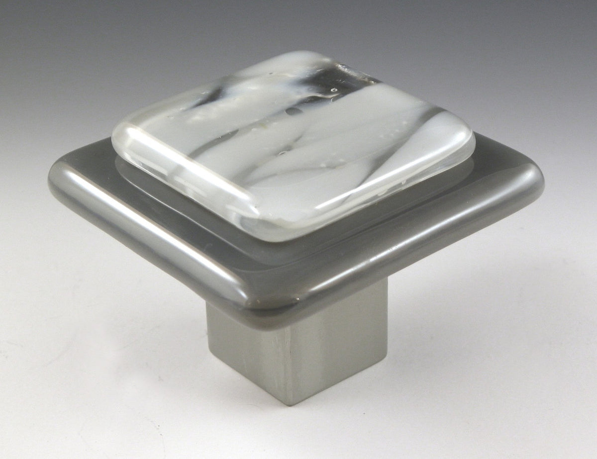 Grace White FG3: Fog on Grey 3 Cabinet Knob - Cloud/Gray
