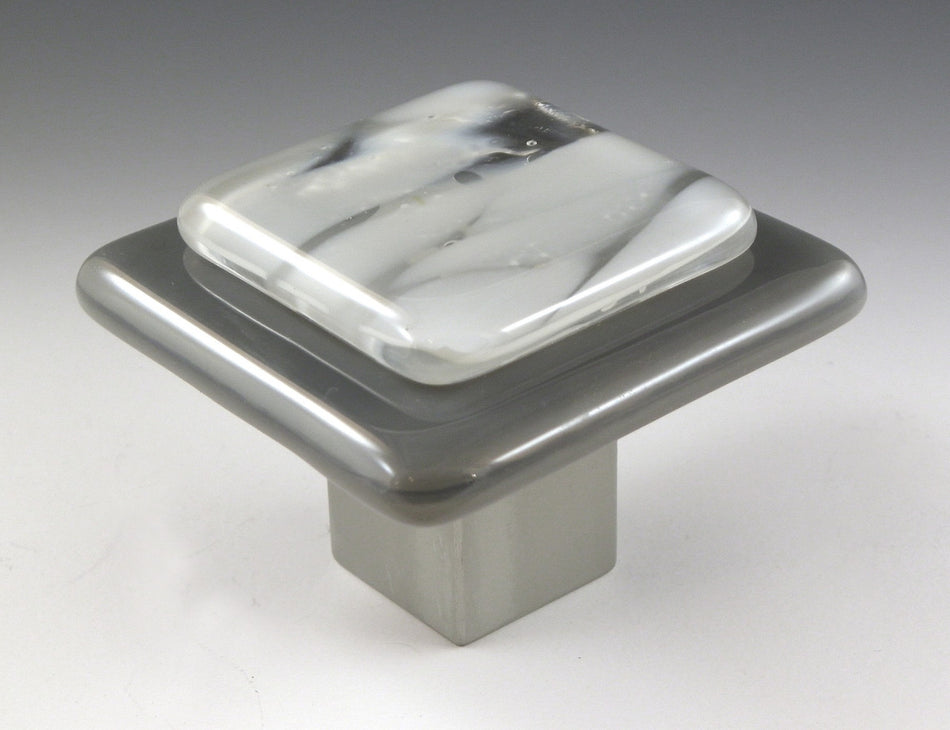 Grace White FG3: Fog on Grey 3 Cabinet Knob - Cloud/Gray