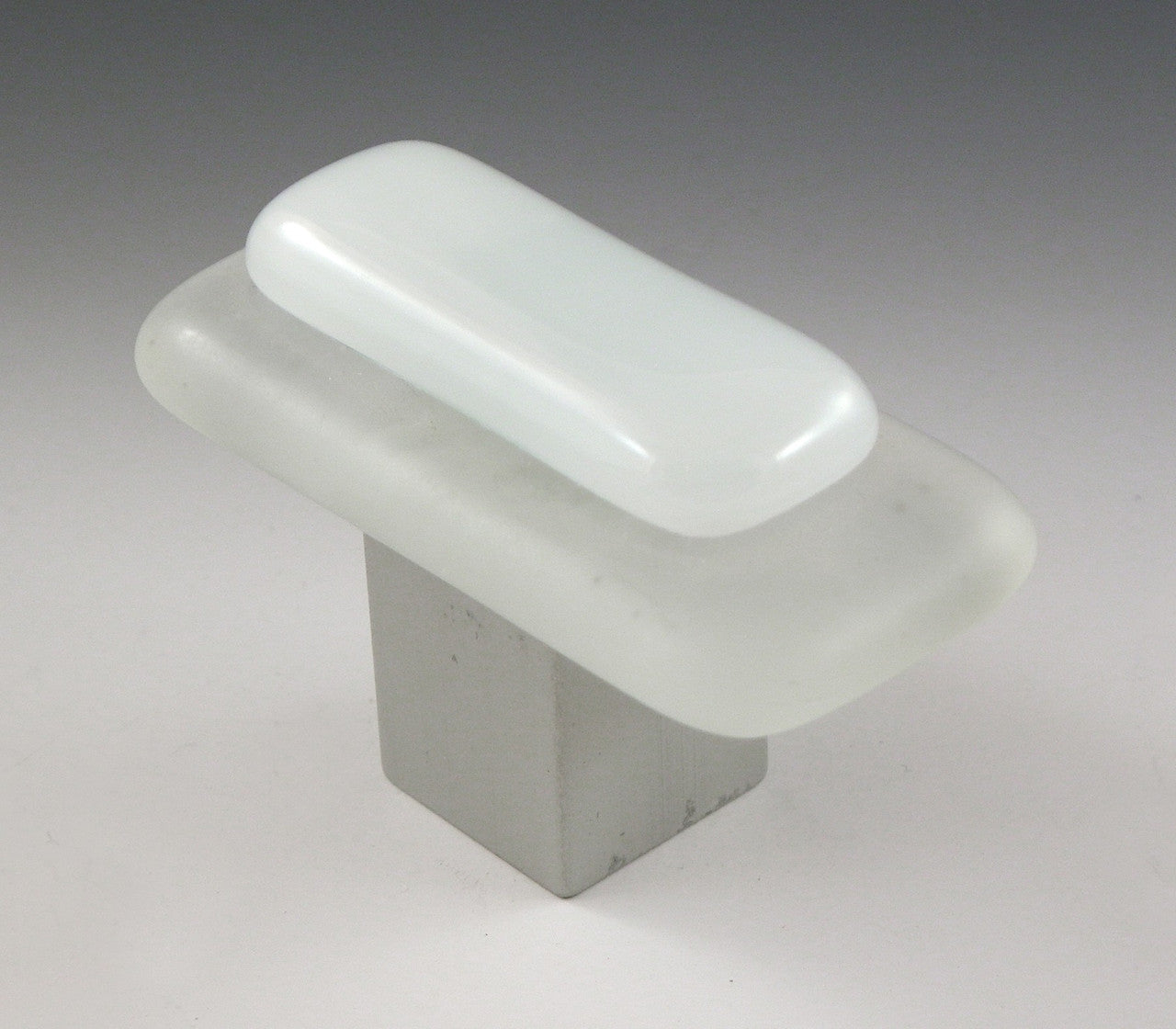 Grace White FI2: Frost on Ice 2 Cabinet Knob - White/Clear