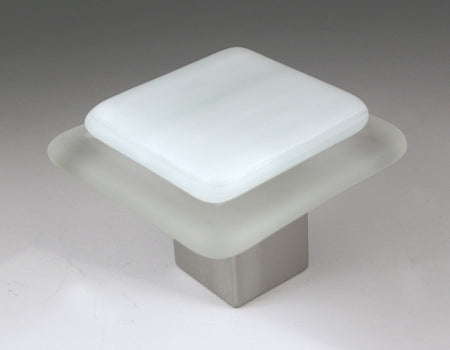 Grace White FI3: Frost on Ice 3 Cabinet Knob - White/Clear