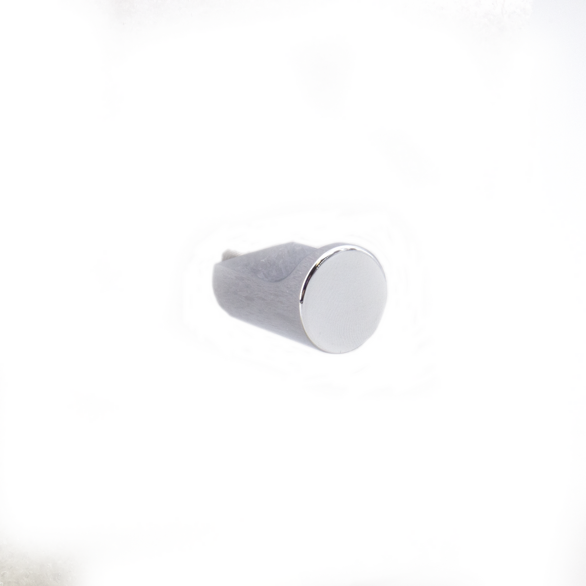 Sugatsune GLA-12/CR: 1/2" Cylinder Cabinet Knob - Polished Polished Chrome