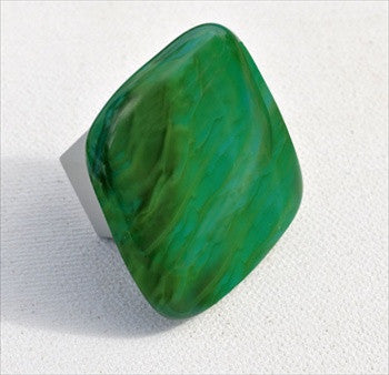 Grace White Hardware Oceana Knob 1