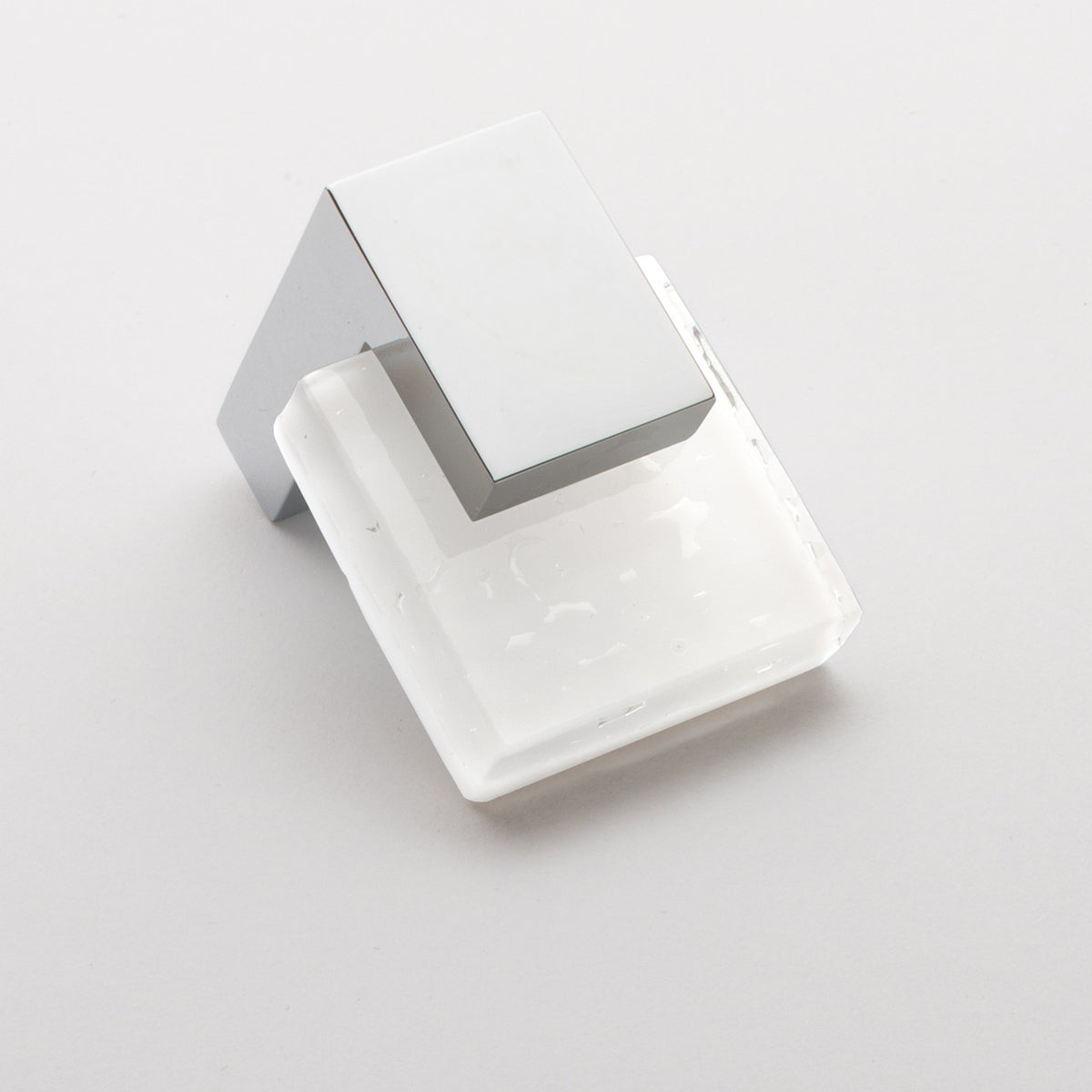 Sietto K-1201-PC: 1-5/8" Affinity Cabinet Knob - White w/Polished Chrome Base