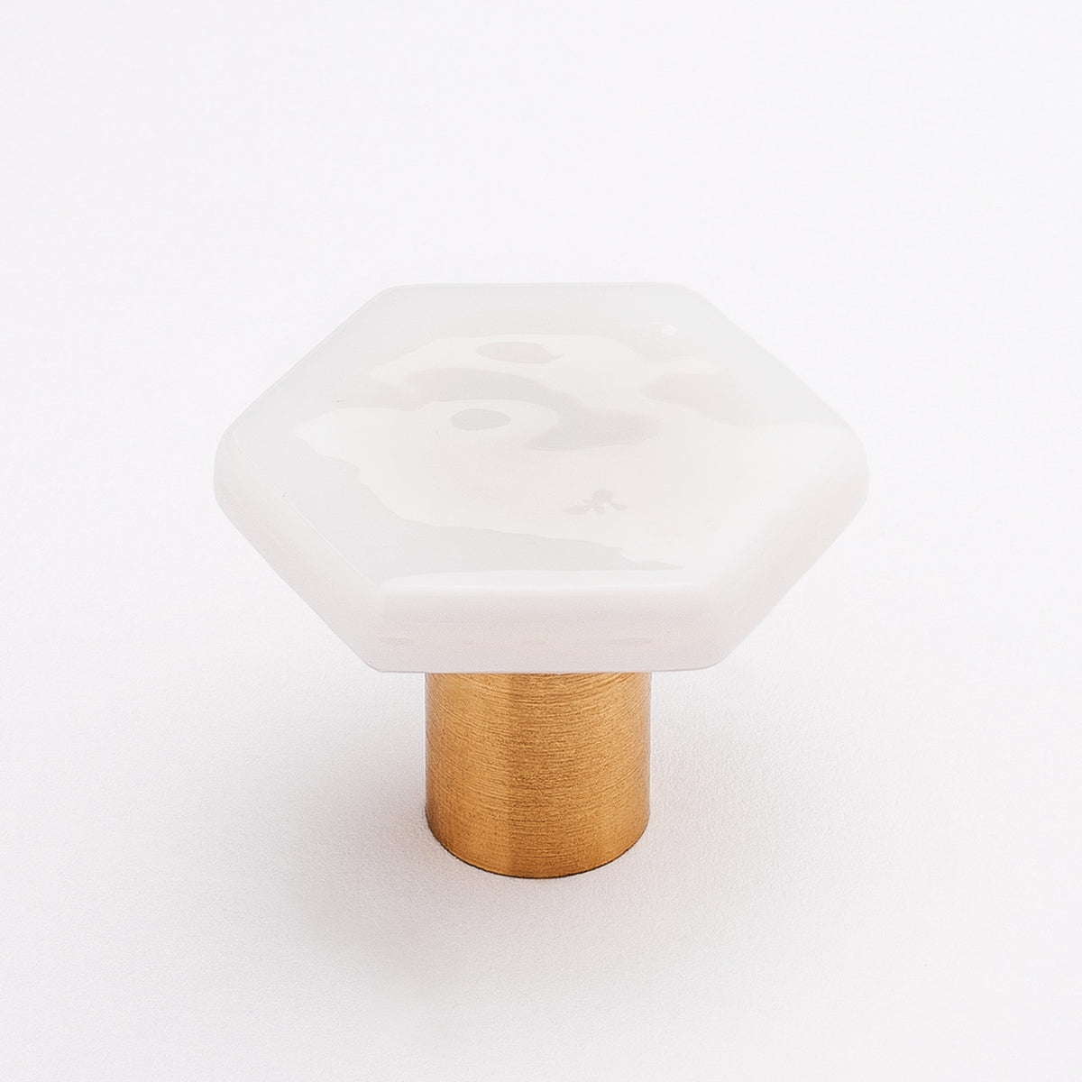 Sietto K-1700-SB: 1-1/4" Hexagon Cabinet Knob - White w/Satin Brass Base