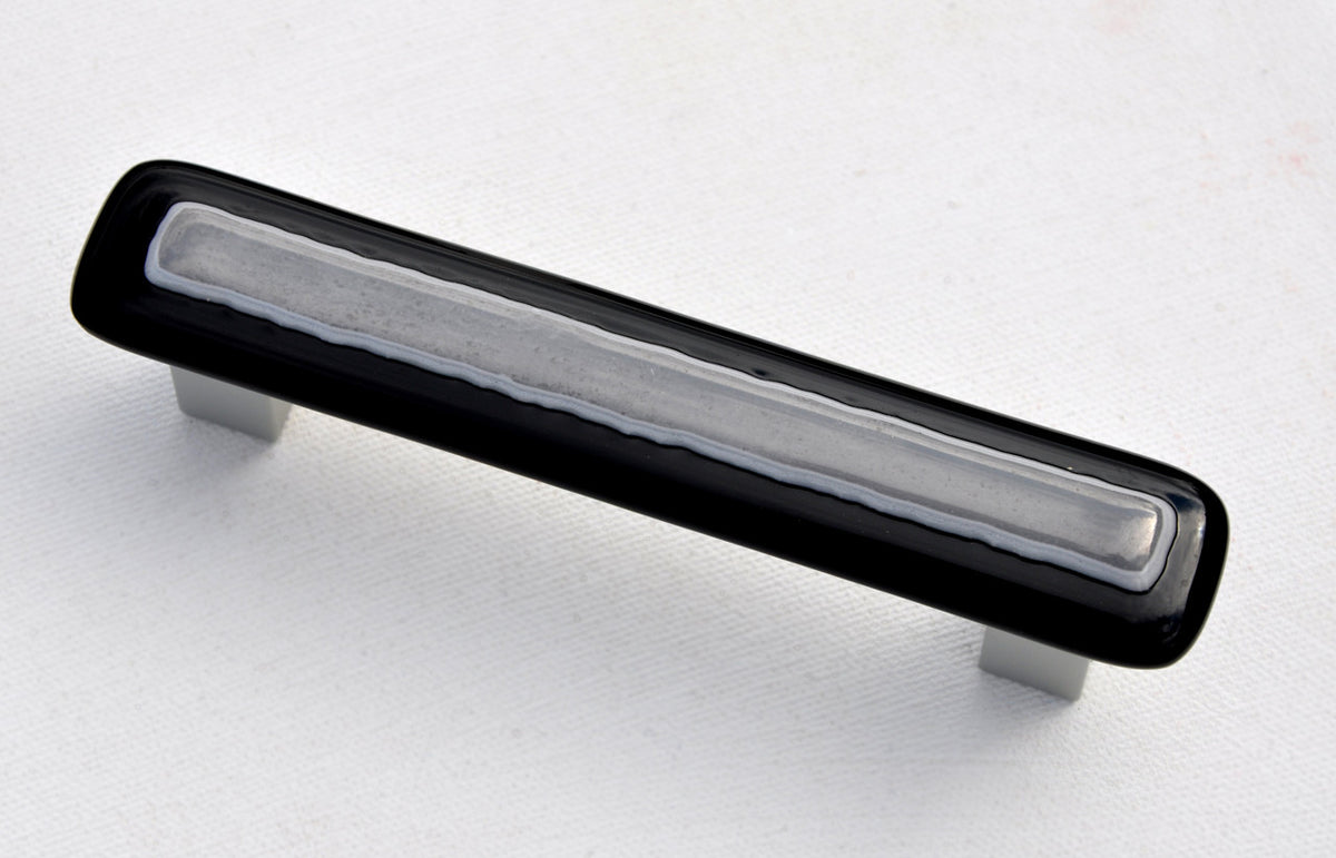 Grace White MB4: 4" cc Moonbeam 4 Cabinet Pull - Silver/Black