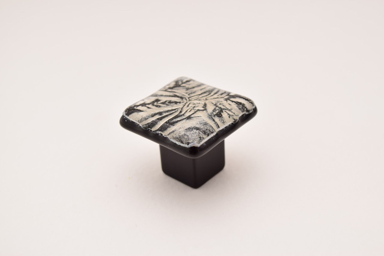 Grace White RMF1: MoonFrost1 Cabinet Knob - Silver/Black