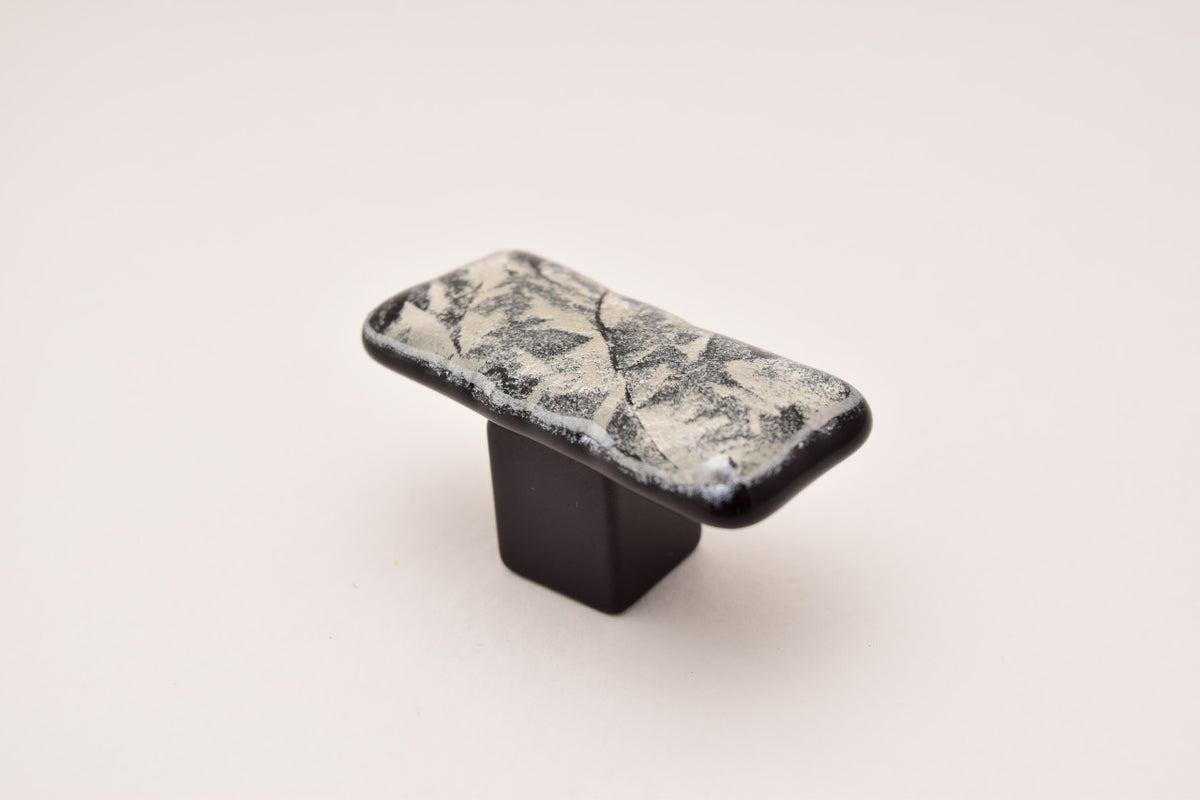 Grace White RMF2: MoonFrost2 Cabinet Knob - Silver/Black