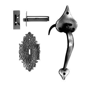 Acorn RULBI: 11" Heart Single Handle Drop Latch Set - Black Rough Iron