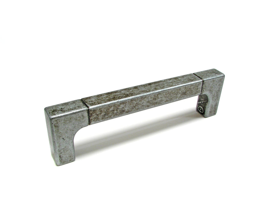 Richelieu 1414128142: 128mm cc Industrial Cabinet Pull - Pewter