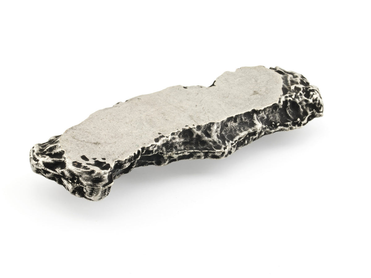 Richelieu 2256132139: 64mm cc Exclusive Asymmetrical Cabinet Pull - Old Silver