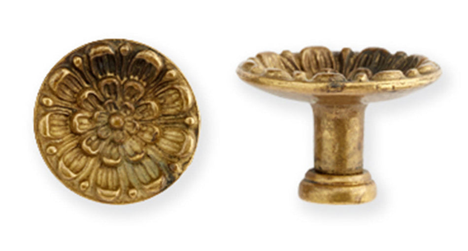 Richelieu 24482031163: 1-3/16" Traditional Round Cabinet Knob - Oxidized Brass