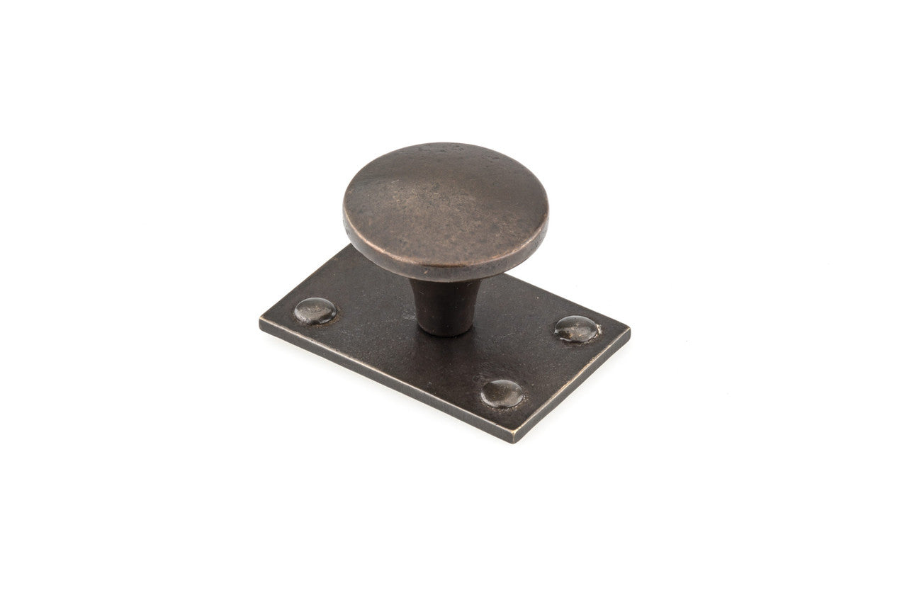 Richelieu 658338147: 1-1/2" Traditional Square Cabinet Knob - Durham Bronze