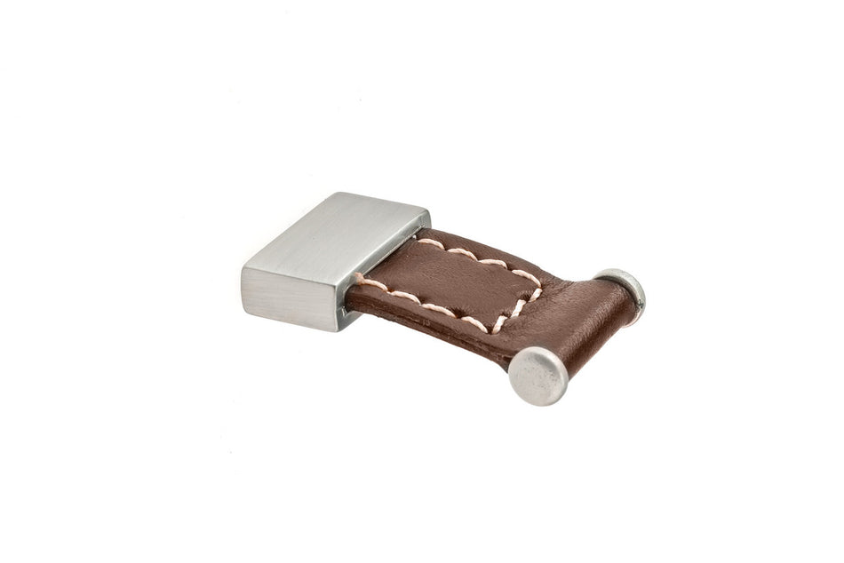 Richelieu 7451121619545: 5/8" cc Contemporary Cabinet Knob - Brown Leather/Brushed Nickel