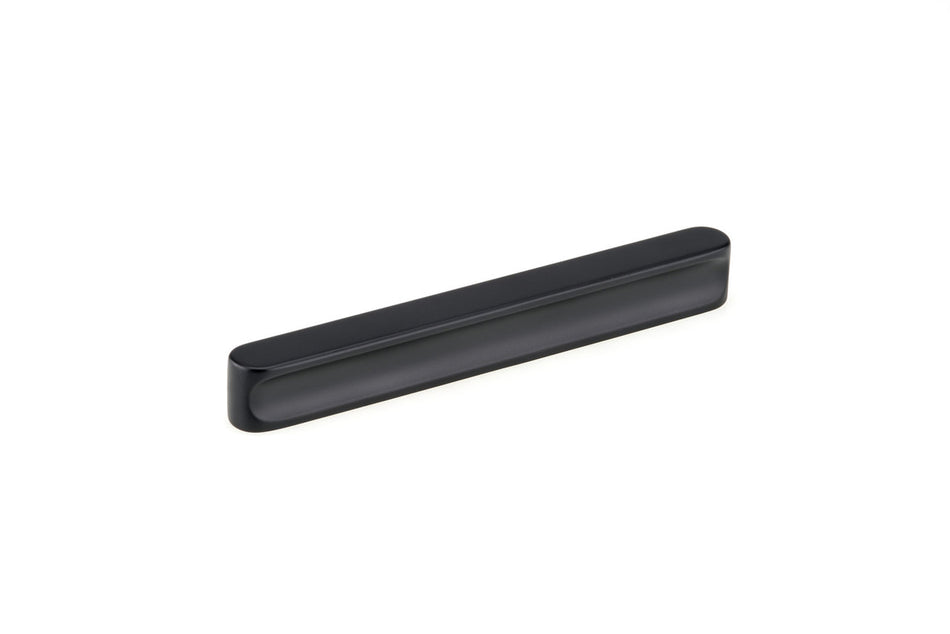 Richelieu 7886128900: 128mm cc to 160mm cc Edge Cabinet Pull - Matte Black