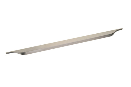 Richelieu 7987448195: 448mm cc Inspiration Edge Cabinet Pull - Brushed Nickel