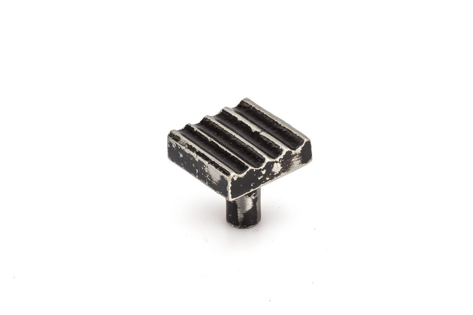 Richelieu 807030903: 1-1/4" Industrial Forged Iron Cabinet Knob - Antique Iron