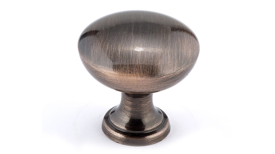 Richelieu BP2391230194: 1-3/16" Monceau Cabinet Knob - Antique Copper