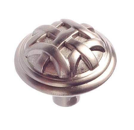 Richelieu BP2391632195: 1-1/4" Monceau Cabinet Knob - Brushed Nickel