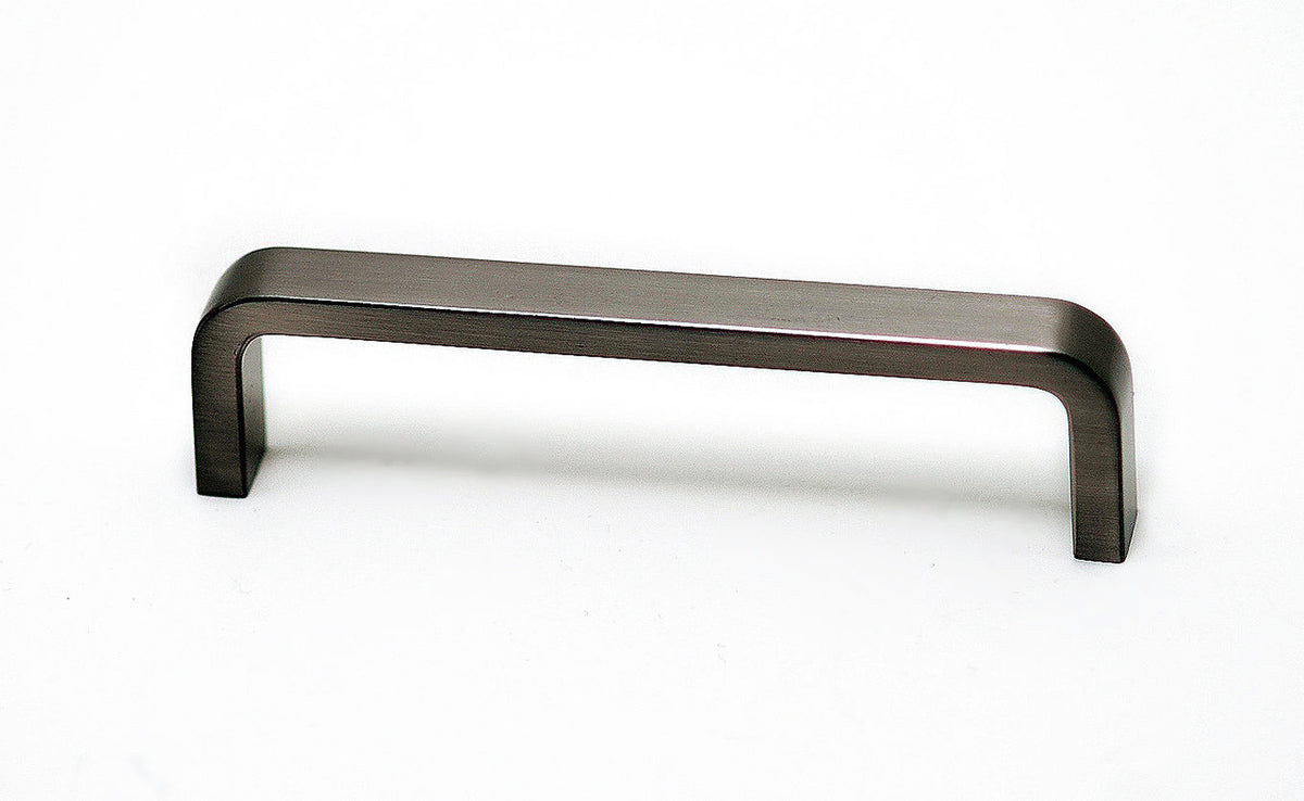 Richelieu BP240195: 4" cc Arlington Cabinet Pull - Brushed Nickel