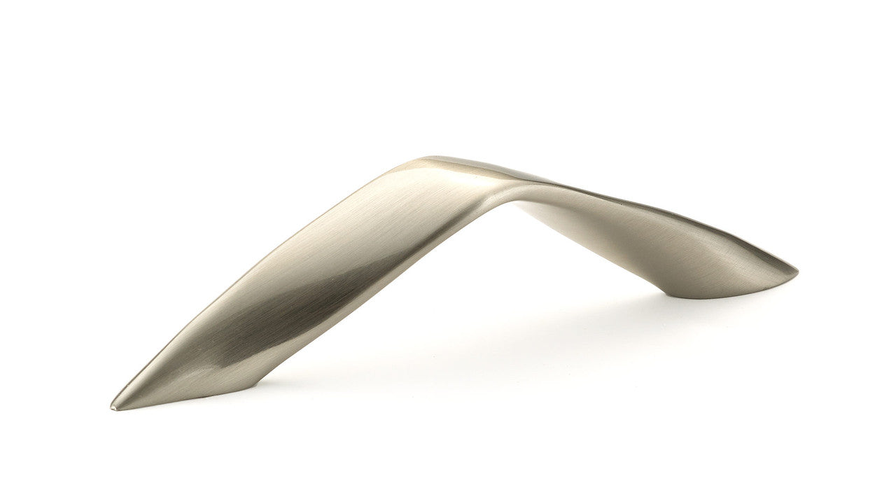 Richelieu BP255996195: 96mm cc Niagara Cabinet Pull - Brushed Nickel