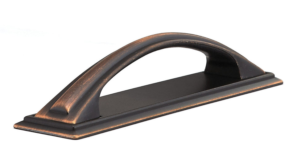 Richelieu BP26987BORB: 128mm cc Vaudreuil Cabinet Pull - Brushed Oil Rubbed Bronze