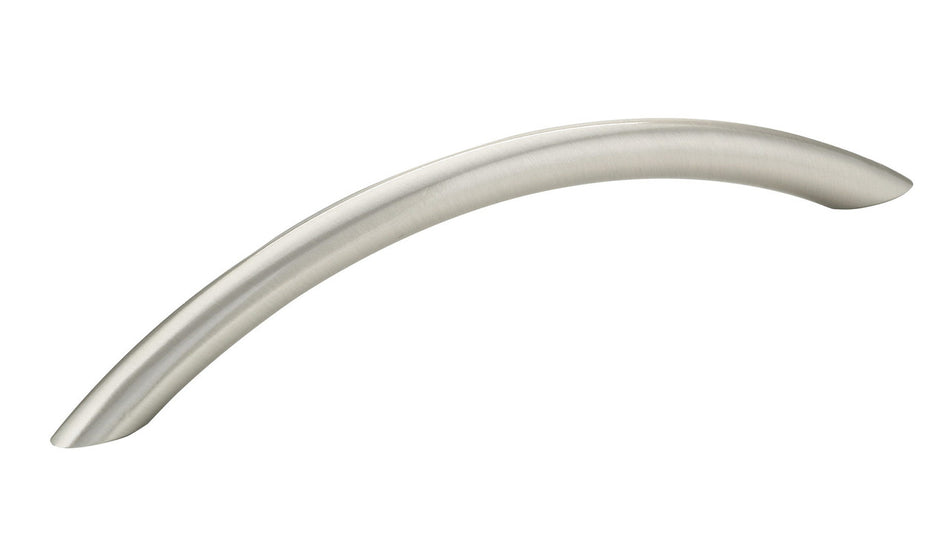 Richelieu BP39965195: 128mm cc Douglaston Cabinet Pull - Brushed Nickel